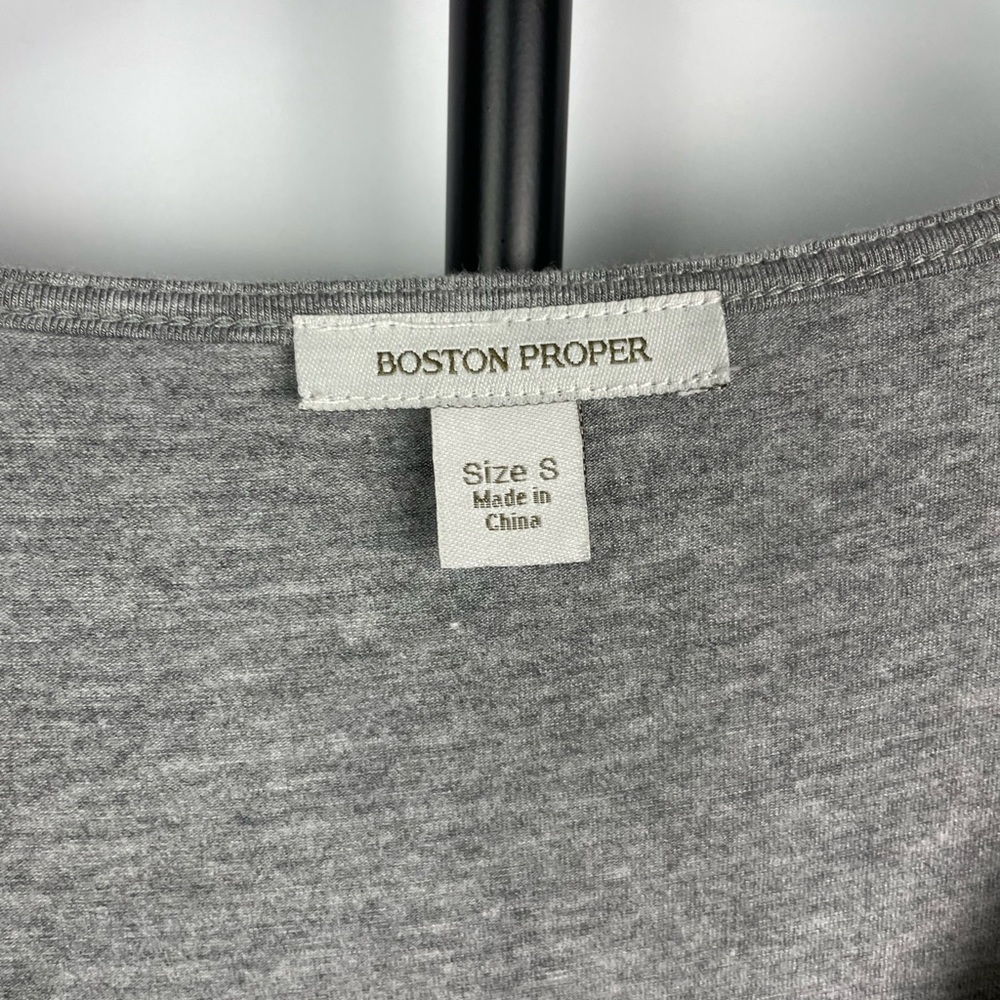 Boston Proper Gray Short‎ Sleeve Blouse with Sequin Neckline - Picture 5 of 6